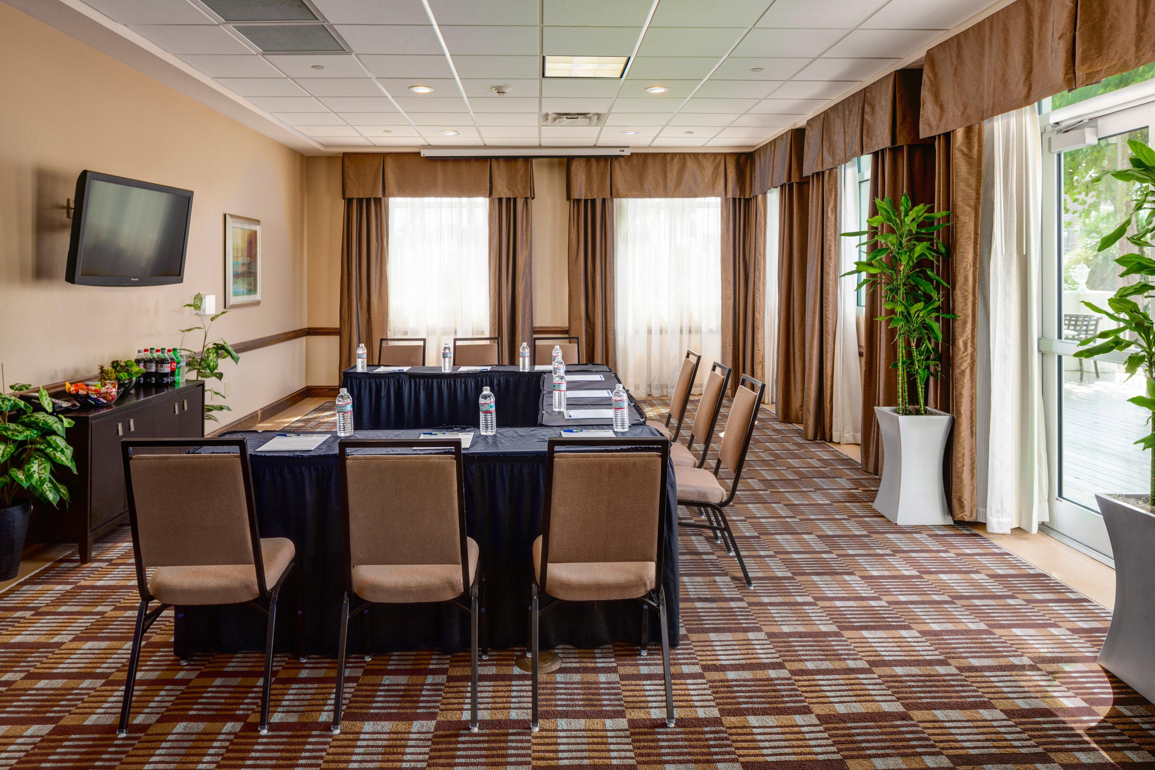 Holiday Inn Express & Suites Charleston Dwtn -Westedge By Ihg Bagian luar foto