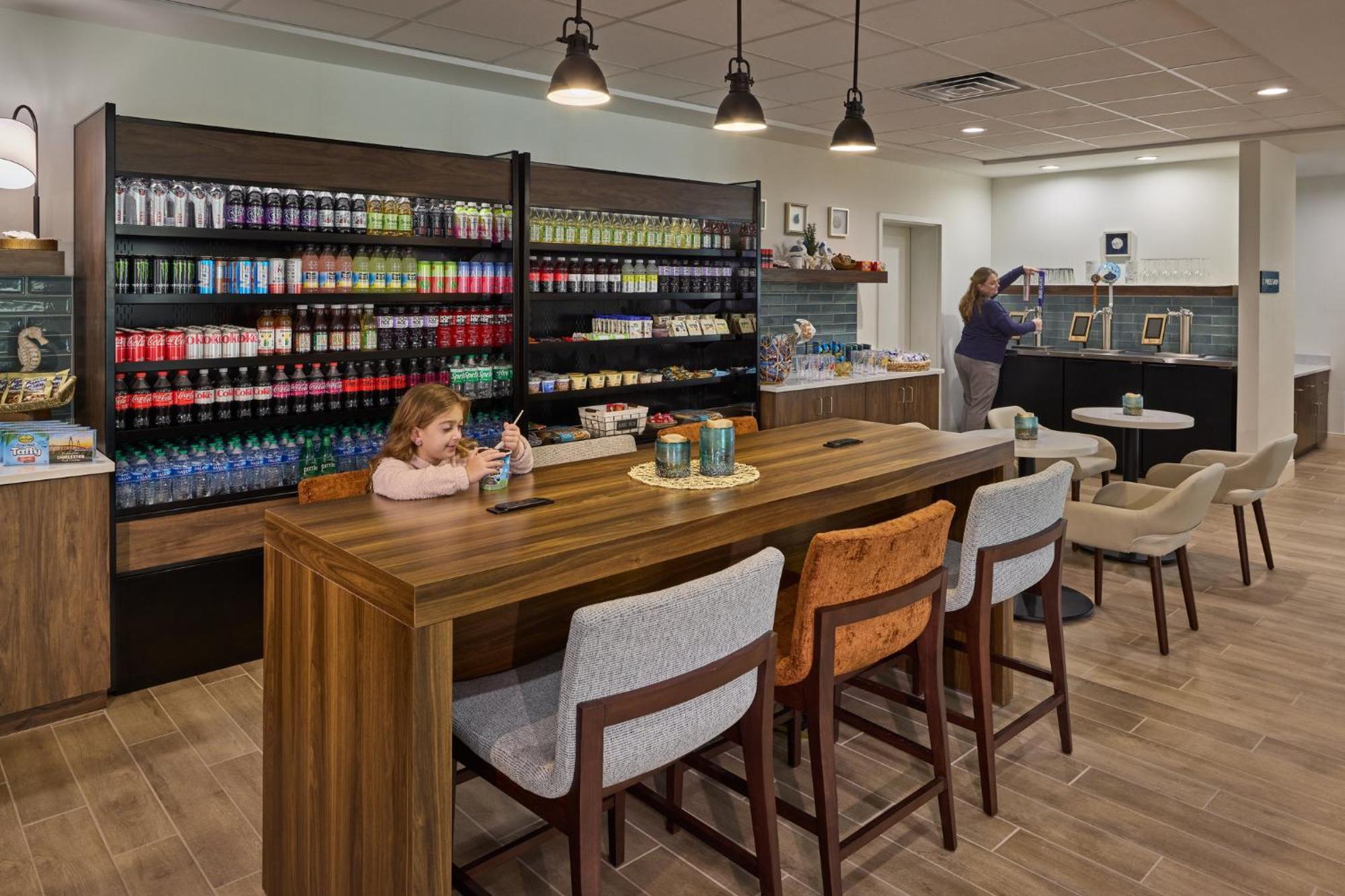 Holiday Inn Express & Suites Charleston Dwtn -Westedge By Ihg Bagian luar foto